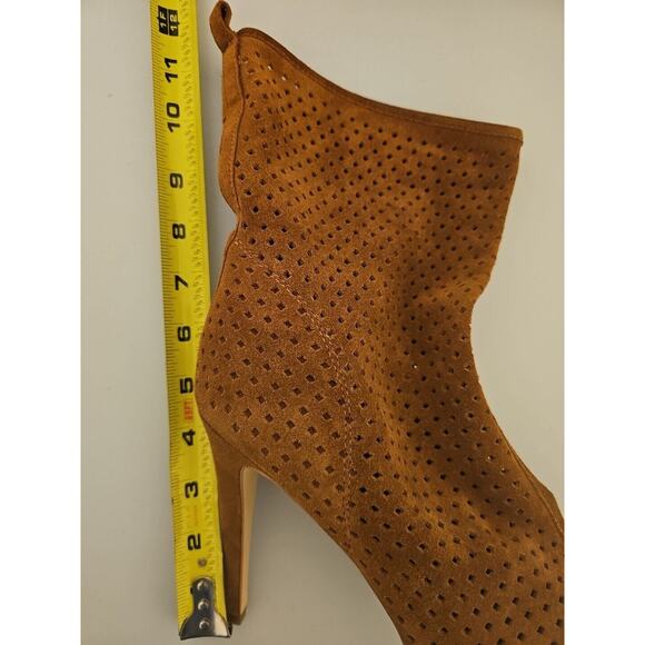 BCBGEneration Women's Leather Peep-Toe Heels Booties Size 9 M Brown Suede - Picture 3 of 8